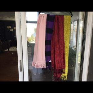 Bundled scarves